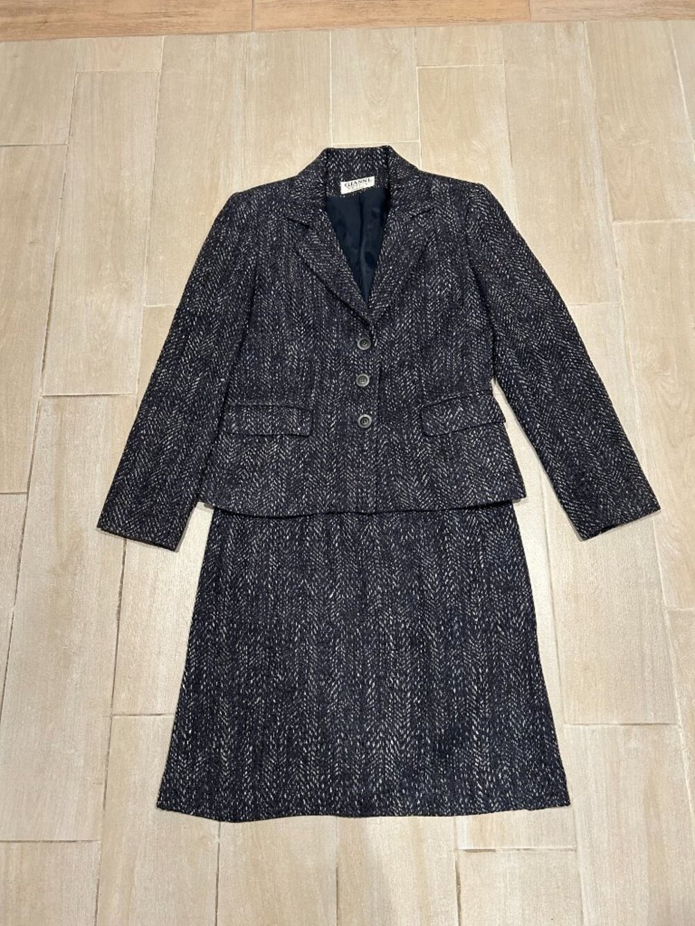 Womens Gianni Petite Charcoal Purple Pure Silk Tweed 2 Pc Set Skirt Suit 6P SIZE